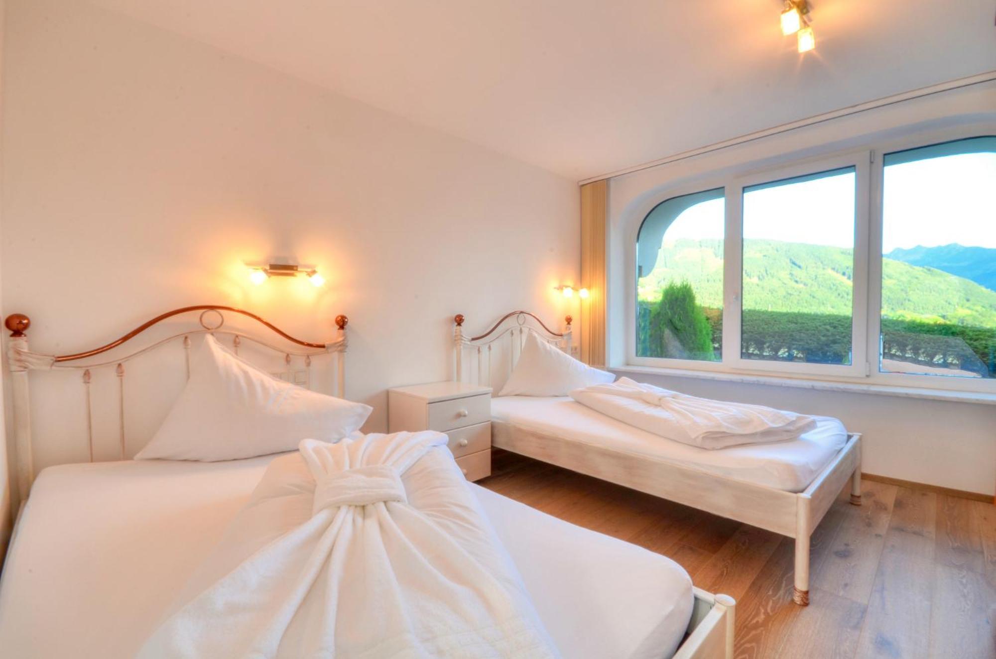 Eichenhof Top 2 - By Alpen Apartments Zell am See Ngoại thất bức ảnh